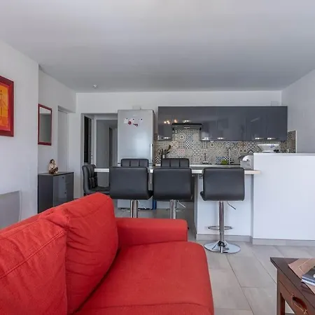 Rez 65m2 5 Min Centre Plages *