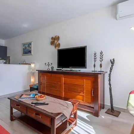 Rez 65m2 5 Min Centre Plages